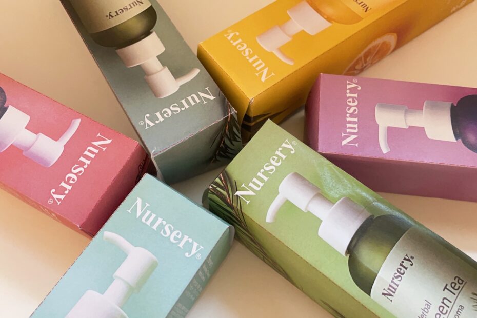Nursery refreshing cleansing oil color veriation